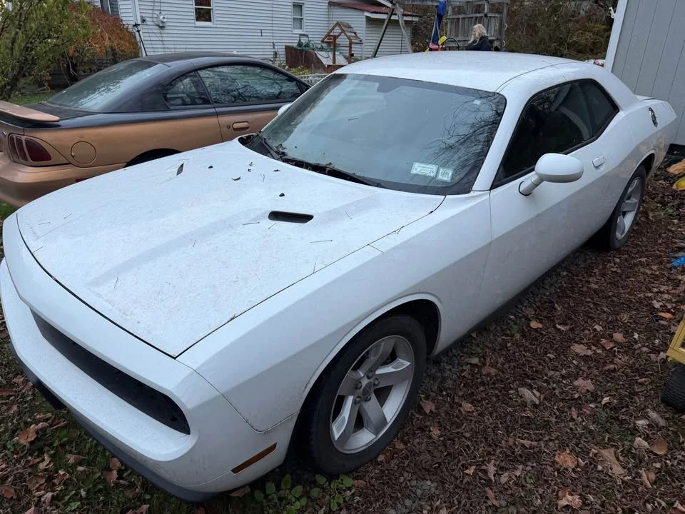 2012 Dodge Challenger 3rd Gen - Image 2 of 8