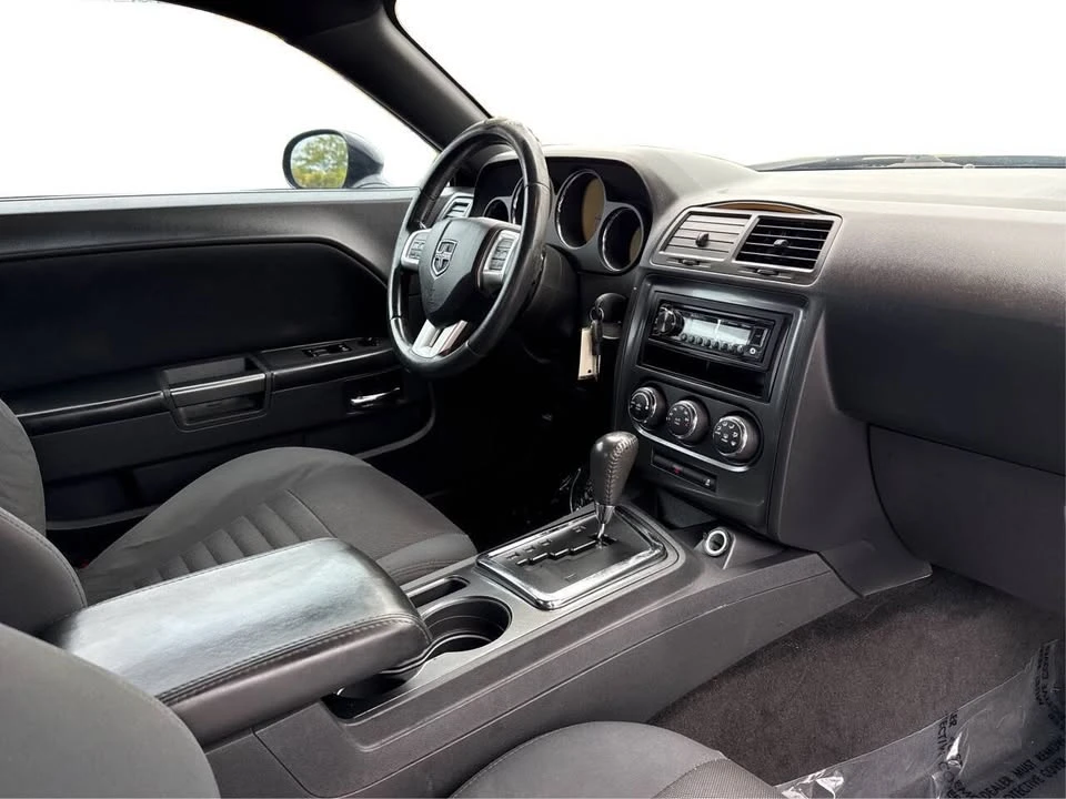 2012 Dodge Challenger 3rd Gen - Image 17 of 20