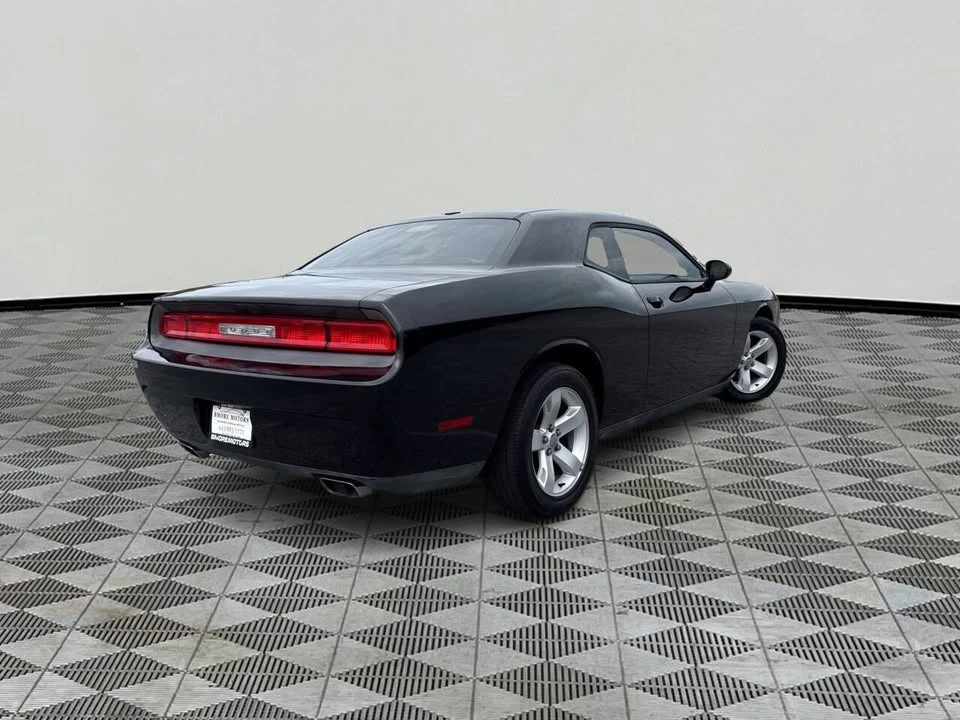 2012 Dodge Challenger 3rd Gen - Image 10 of 20