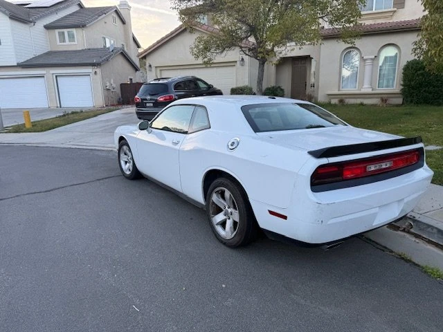 2012 Dodge Challenger 3rd Gen - Image 3 of 7