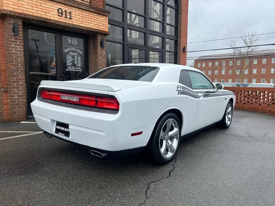 2012 Dodge Challenger 3rd Gen - Image 13 of 20