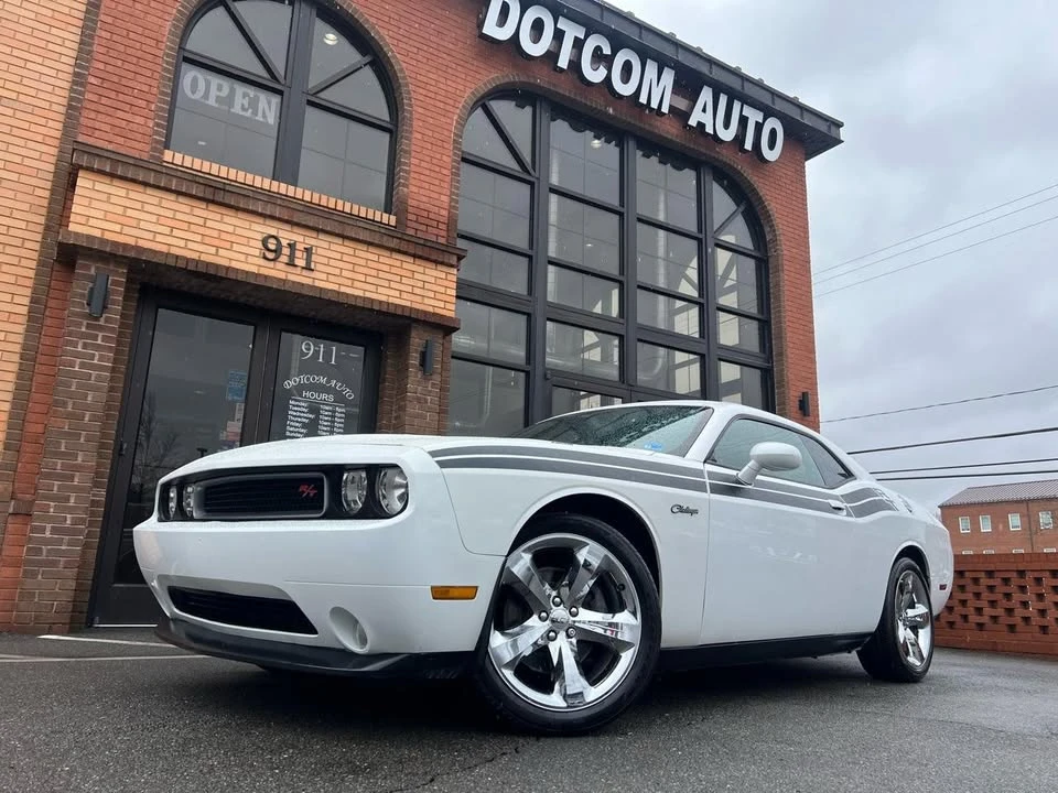 2012 Dodge Challenger 3rd Gen - Image 3 of 20