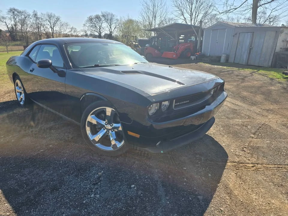 2012 Dodge Challenger 3rd Gen - Image 2 of 3