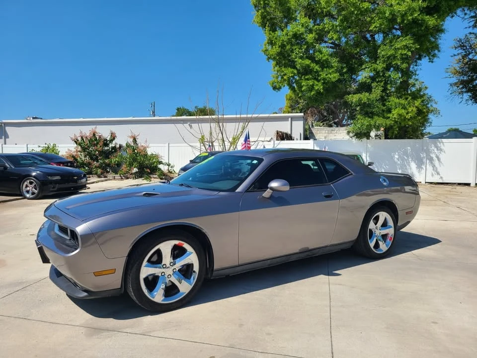 2012 Dodge Challenger 3rd Gen - Image 3 of 10