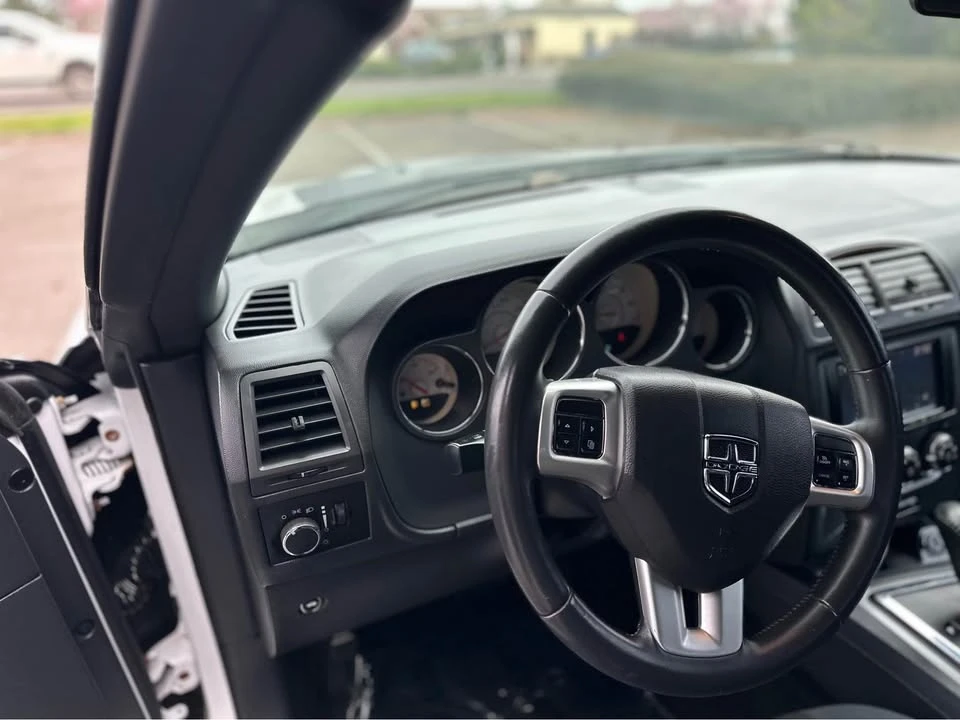 2012 Dodge Challenger 3rd Gen - Image 10 of 12
