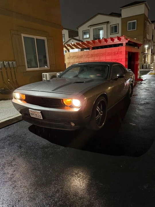 2012 Dodge Challenger 3rd Gen - Image 2 of 9