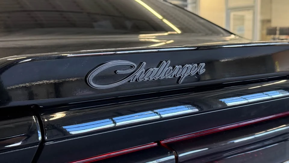 2012 Dodge Challenger - Image 11 of 19