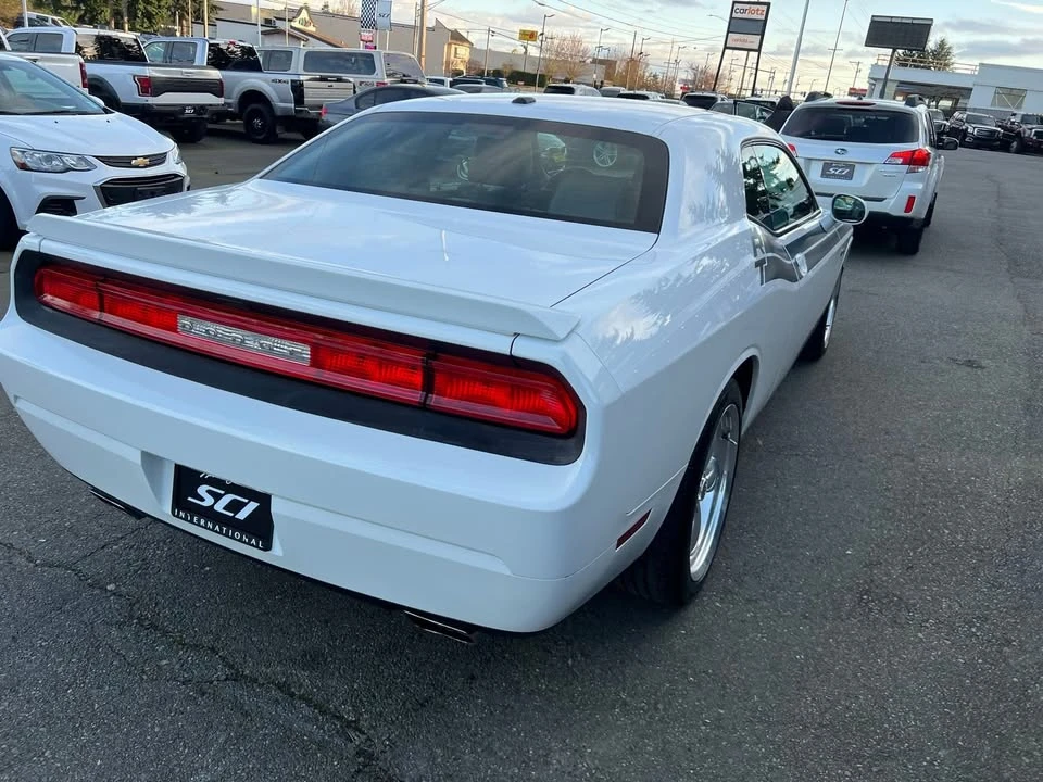 2012 Dodge Challenger 3rd Gen - Image 5 of 20