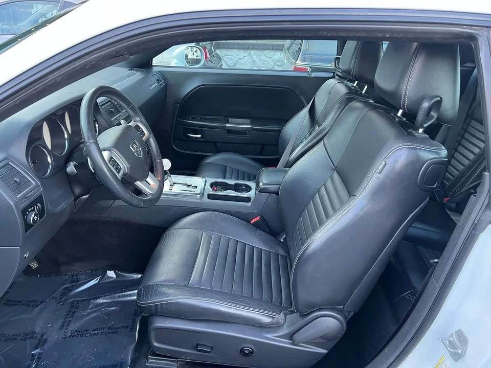 2012 Dodge Challenger 3rd Gen - Image 16 of 20
