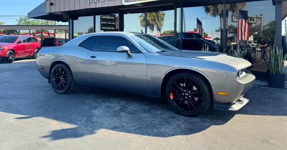 2012 Dodge Challenger 3rd Gen - Image 3 of 17