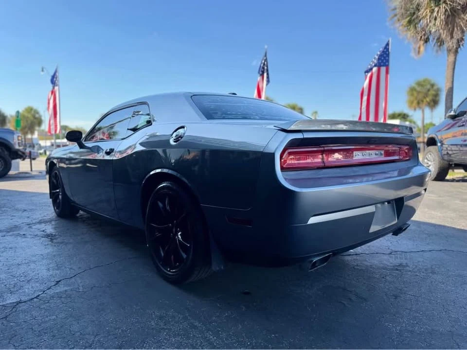 2012 Dodge Challenger 3rd Gen - Image 5 of 17