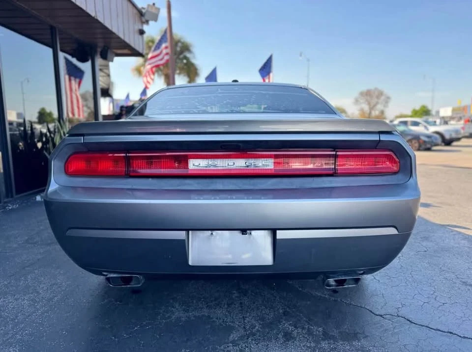 2012 Dodge Challenger 3rd Gen - Image 6 of 17