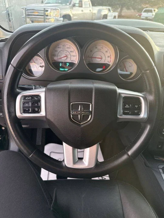 2012 Dodge Challenger 3rd Gen - Image 11 of 15