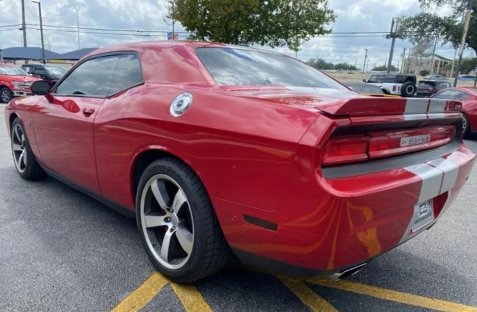 2012 Dodge Challenger 3rd Gen - Image 4 of 8