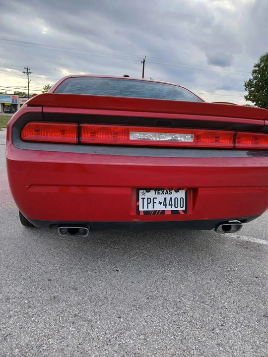 2012 Dodge Challenger 3rd Gen - Image 5 of 10