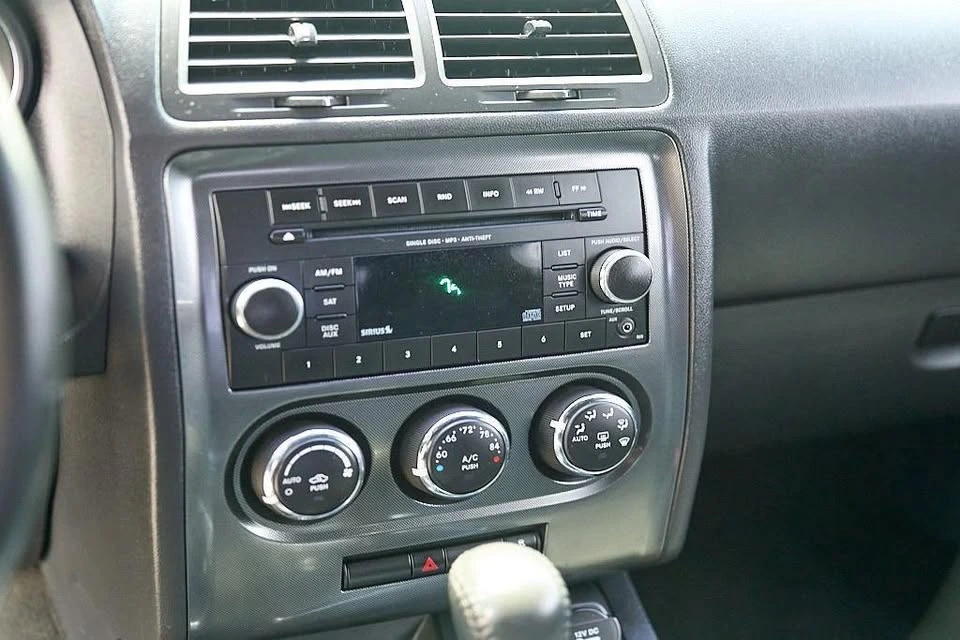 2012 Dodge Challenger 3rd Gen - Image 19 of 20