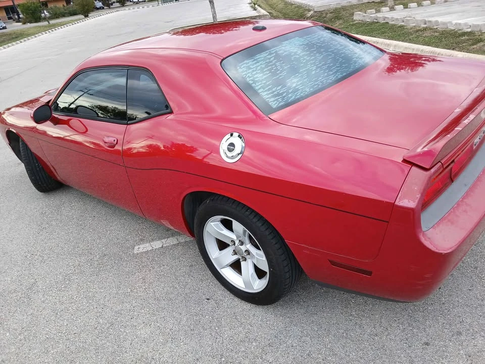 2012 Dodge Challenger 3rd Gen - Image 4 of 10