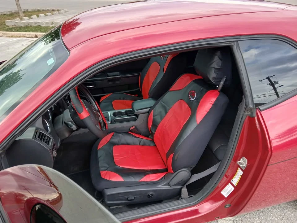 2012 Dodge Challenger 3rd Gen - Image 3 of 10