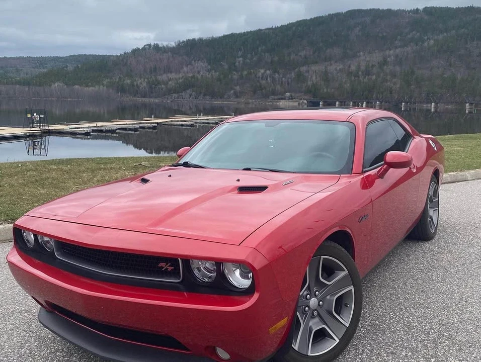 2012 Dodge Challenger 3rd Gen - Image 5 of 10
