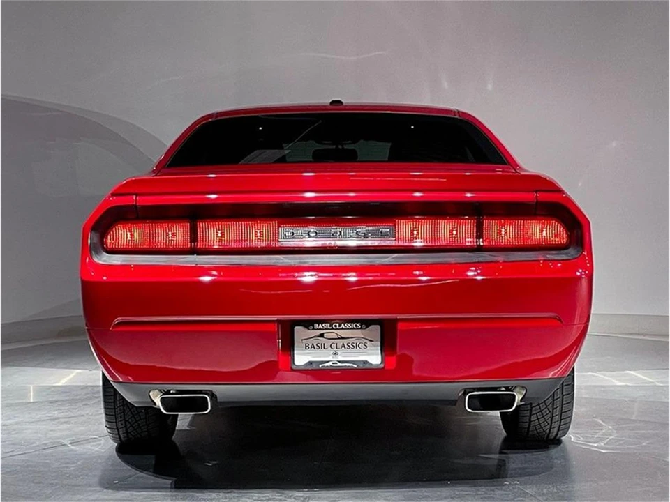 2012 Dodge Challenger 3rd Gen - Image 25 of 31