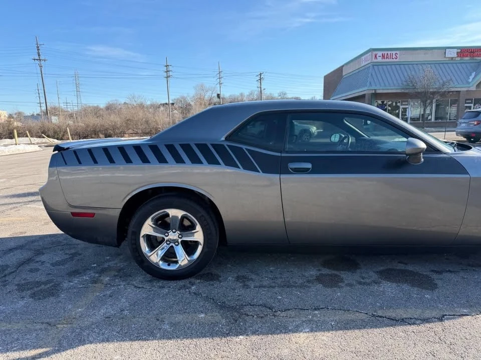 2012 Dodge Challenger 3rd Gen - Image 4 of 17