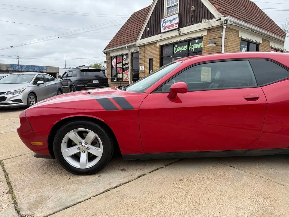 2012 Dodge Challenger 3rd Gen - Image 4 of 15