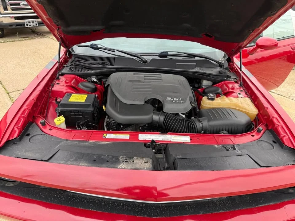 2012 Dodge Challenger 3rd Gen - Image 7 of 15