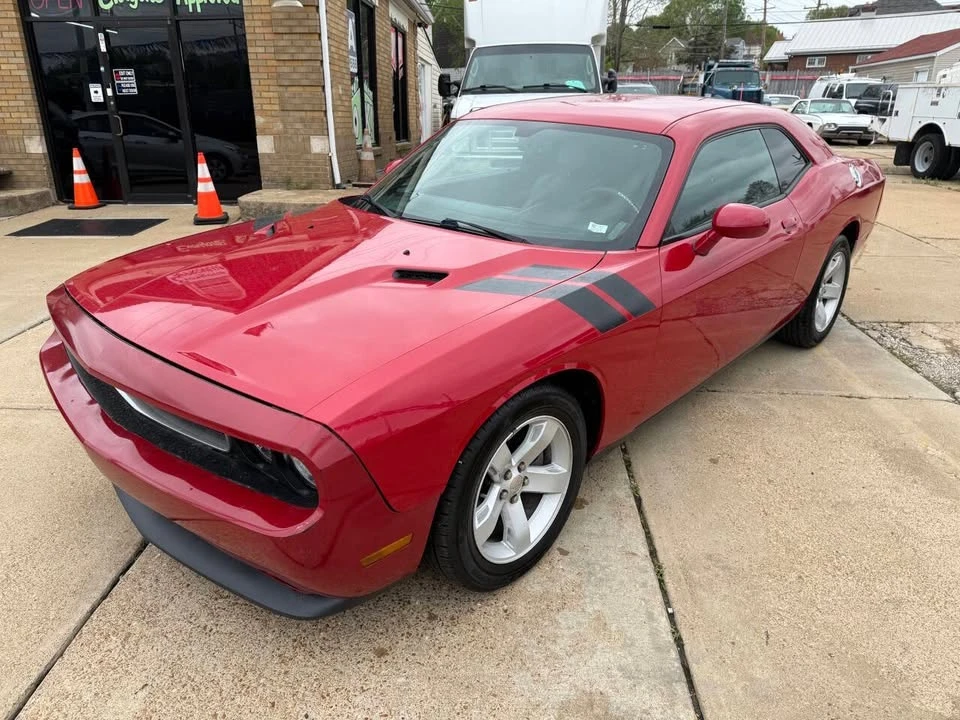 2012 Dodge Challenger 3rd Gen - Image 5 of 15