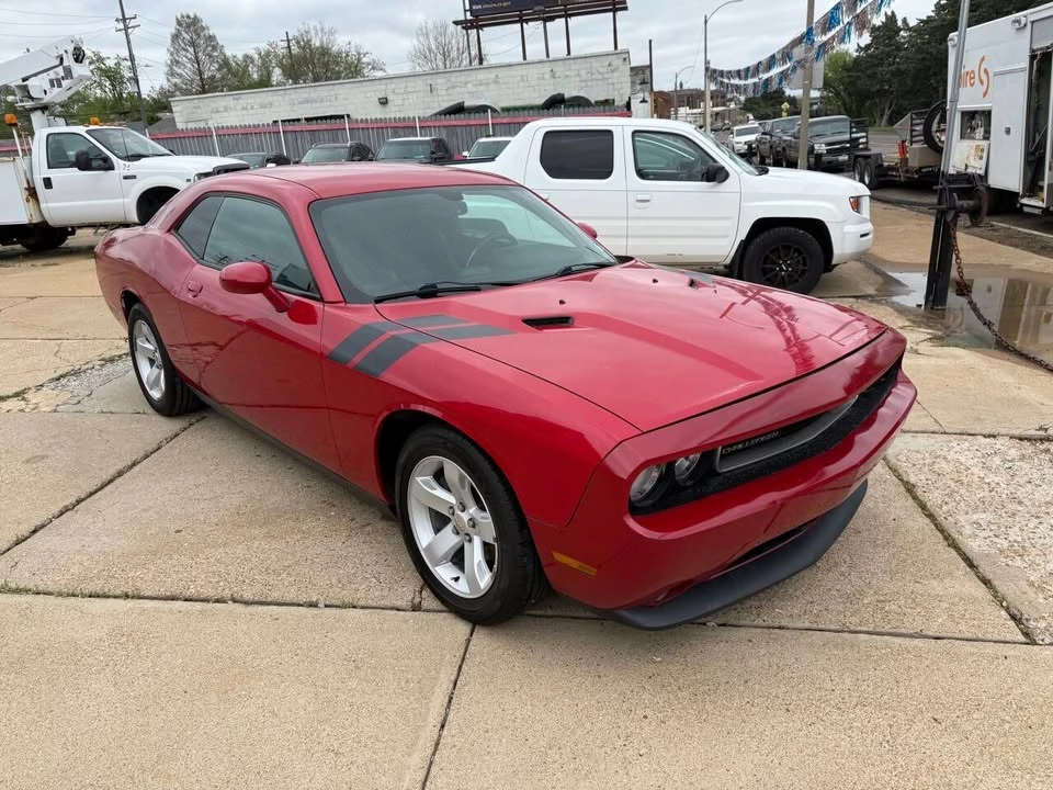 2012 Dodge Challenger 3rd Gen - Image 2 of 15
