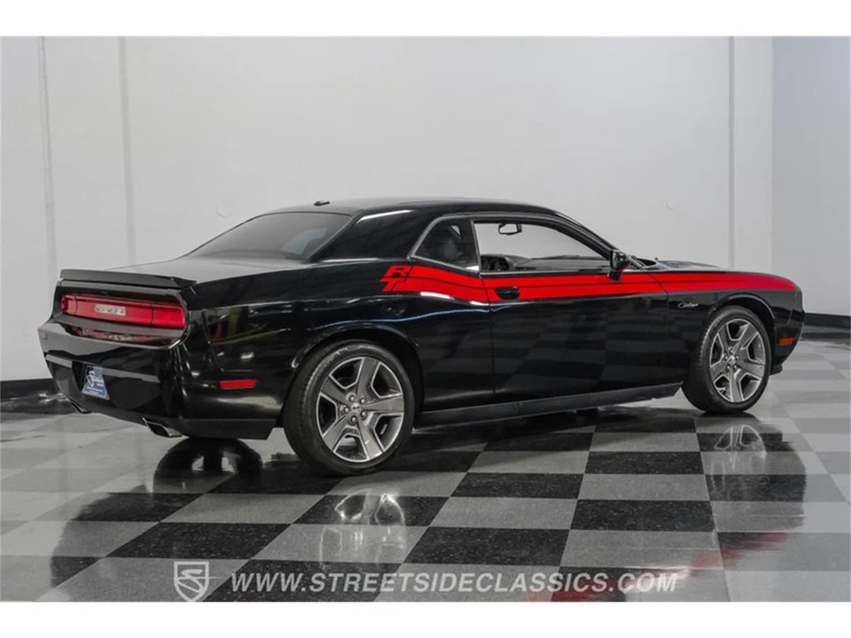 2012 Dodge Challenger 3rd Gen - Image 12 of 31
