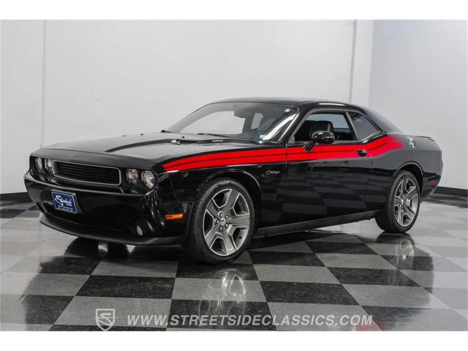 2012 Dodge Challenger 3rd Gen - Image 18 of 31
