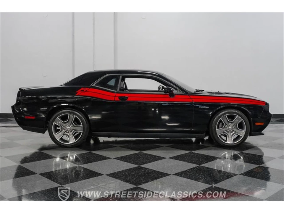 2012 Dodge Challenger 3rd Gen - Image 13 of 31