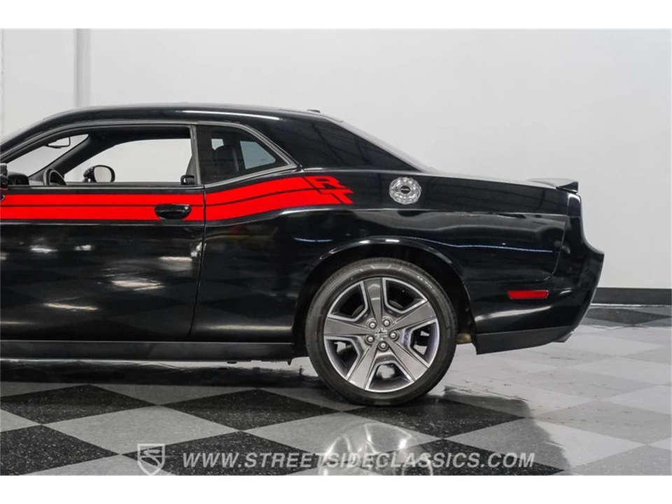 2012 Dodge Challenger 3rd Gen - Image 23 of 31