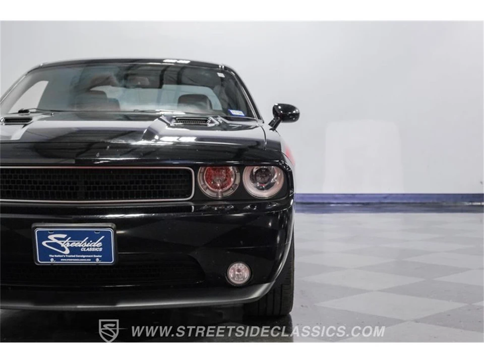 2012 Dodge Challenger 3rd Gen - Image 19 of 31