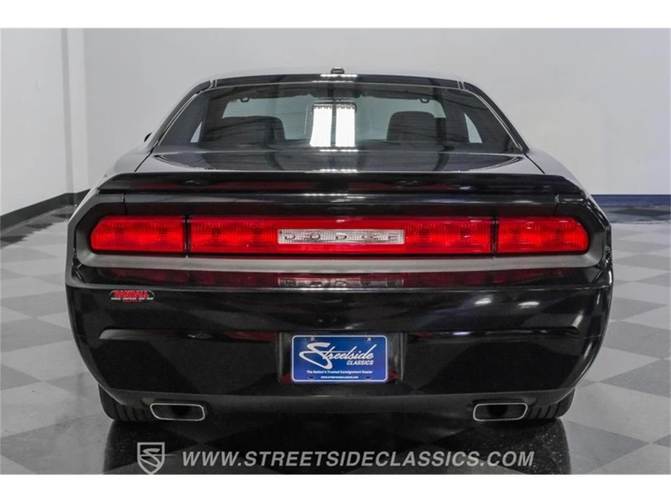 2012 Dodge Challenger 3rd Gen - Image 10 of 31