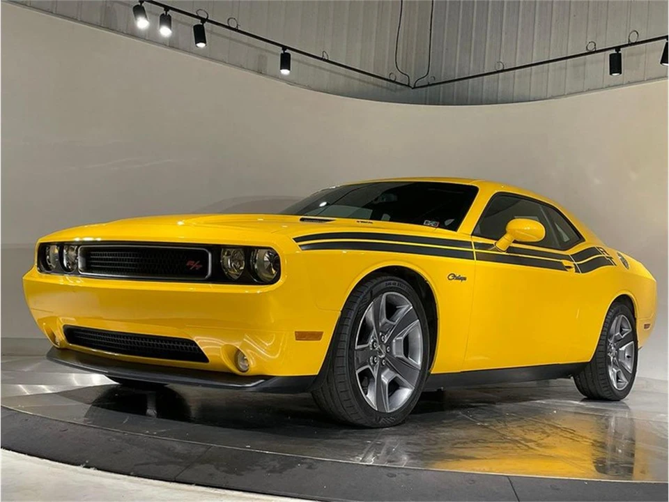 2012 Dodge Challenger 3rd Gen - Image 8 of 31