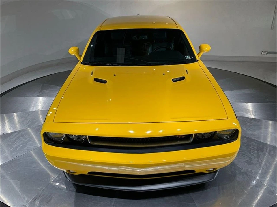 2012 Dodge Challenger 3rd Gen - Image 7 of 31