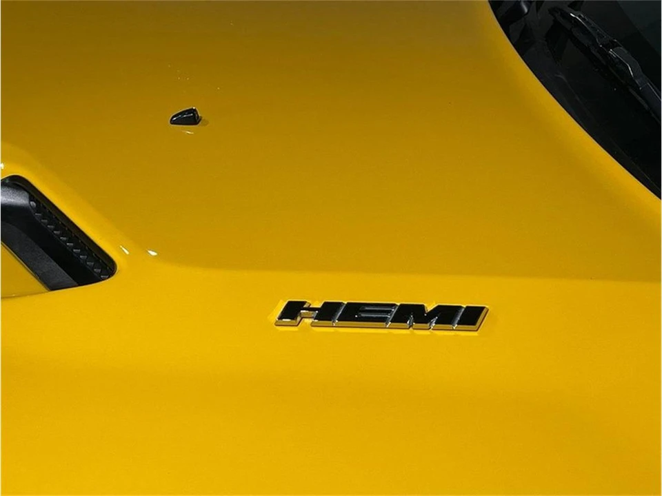 2012 Dodge Challenger 3rd Gen - Image 11 of 31