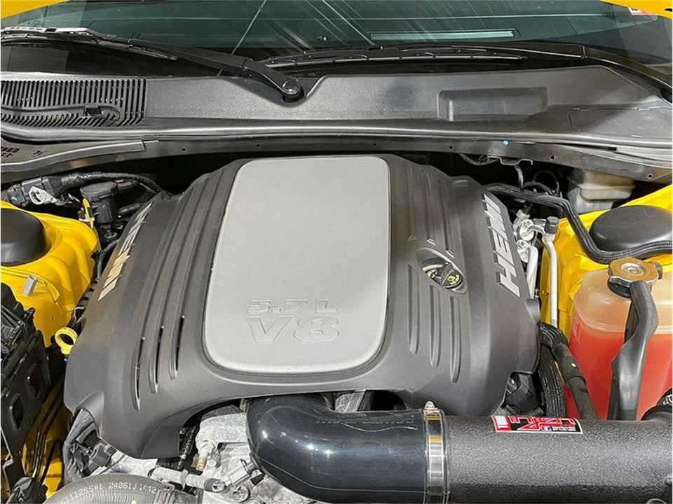 2012 Dodge Challenger 3rd Gen - Image 15 of 31