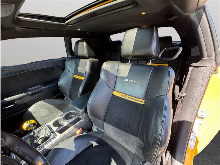 2012 Dodge Challenger 3rd Gen - Image 17 of 21