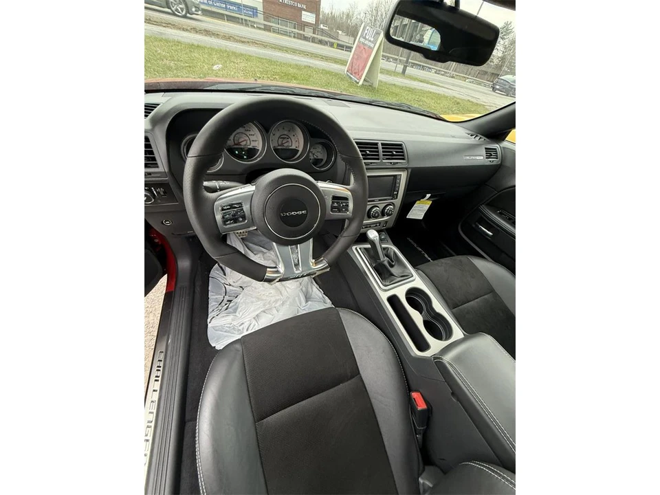 2012 Dodge Challenger 3rd Gen - Image 9 of 22