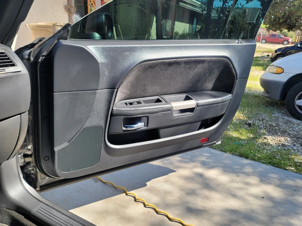 2012 Dodge Challenger 3rd Gen - Image 15 of 19