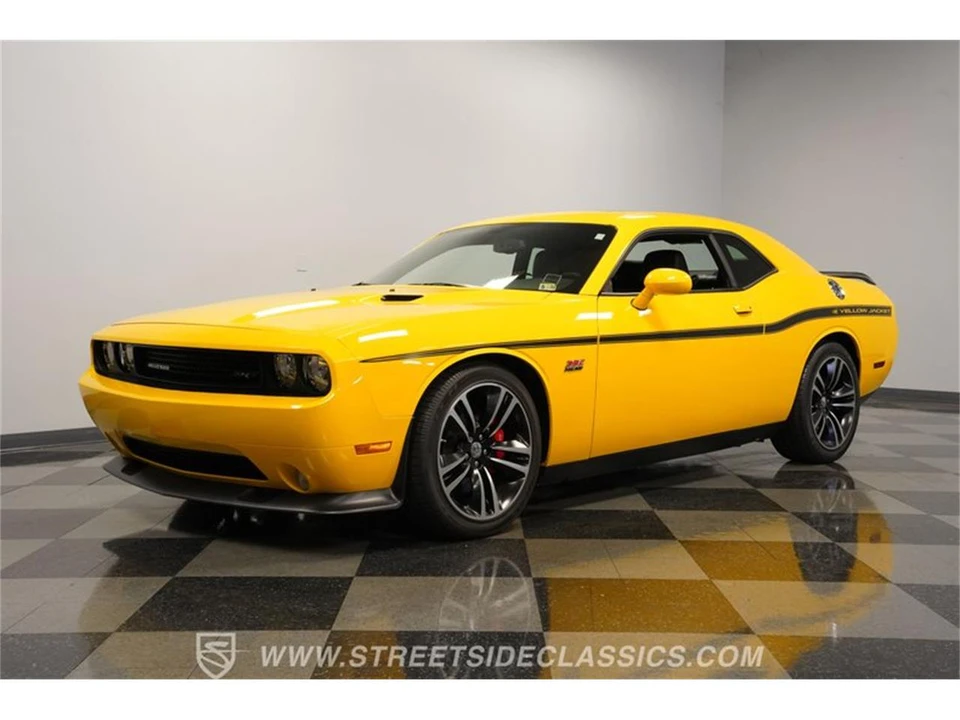 2012 Dodge Challenger 3rd Gen - Image 3 of 31