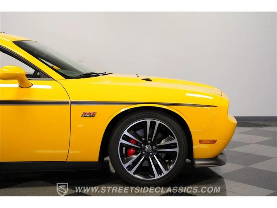 2012 Dodge Challenger 3rd Gen - Image 28 of 31