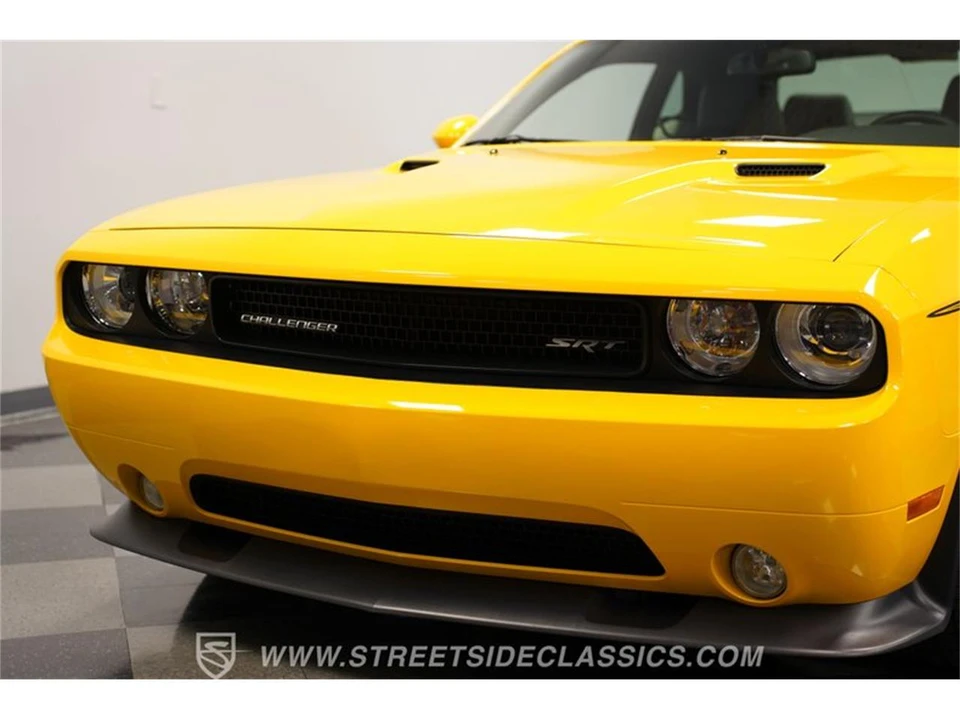2012 Dodge Challenger 3rd Gen - Image 17 of 31