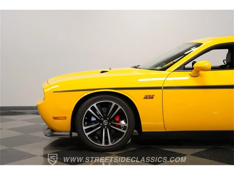 2012 Dodge Challenger 3rd Gen - Image 21 of 31