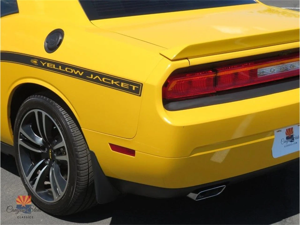 2012 Dodge Challenger 3rd Gen - Image 16 of 31