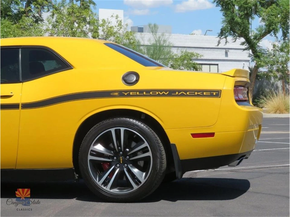 2012 Dodge Challenger 3rd Gen - Image 20 of 31
