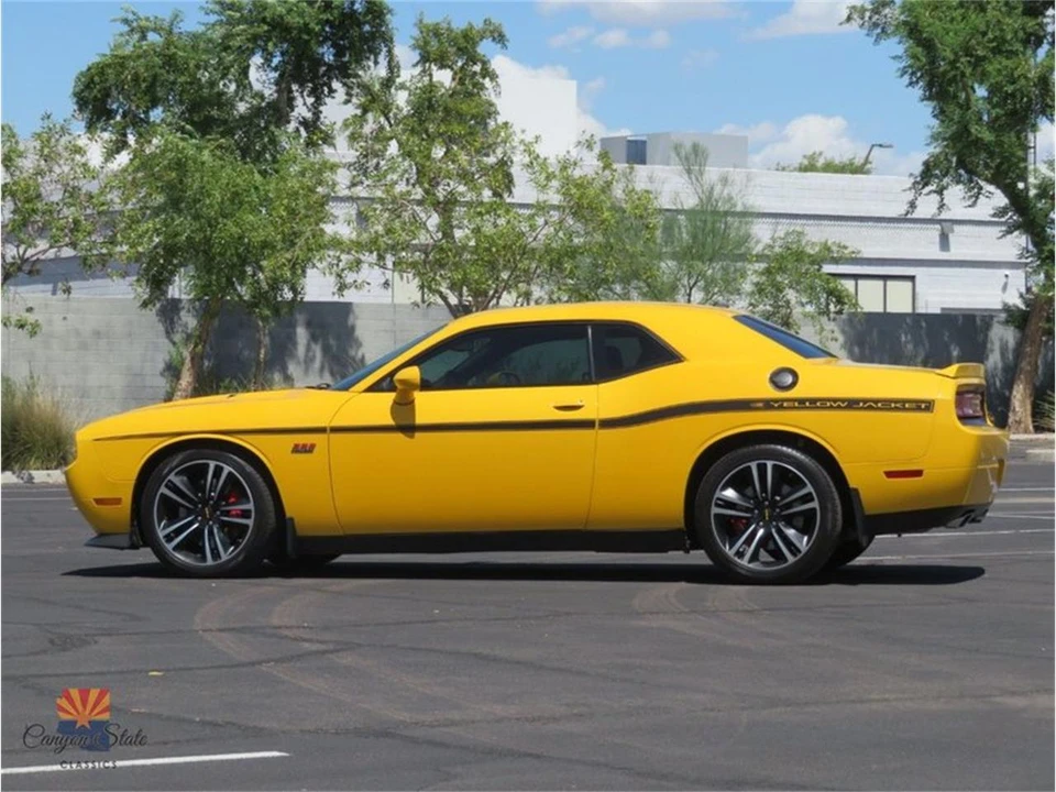 2012 Dodge Challenger 3rd Gen - Image 10 of 31