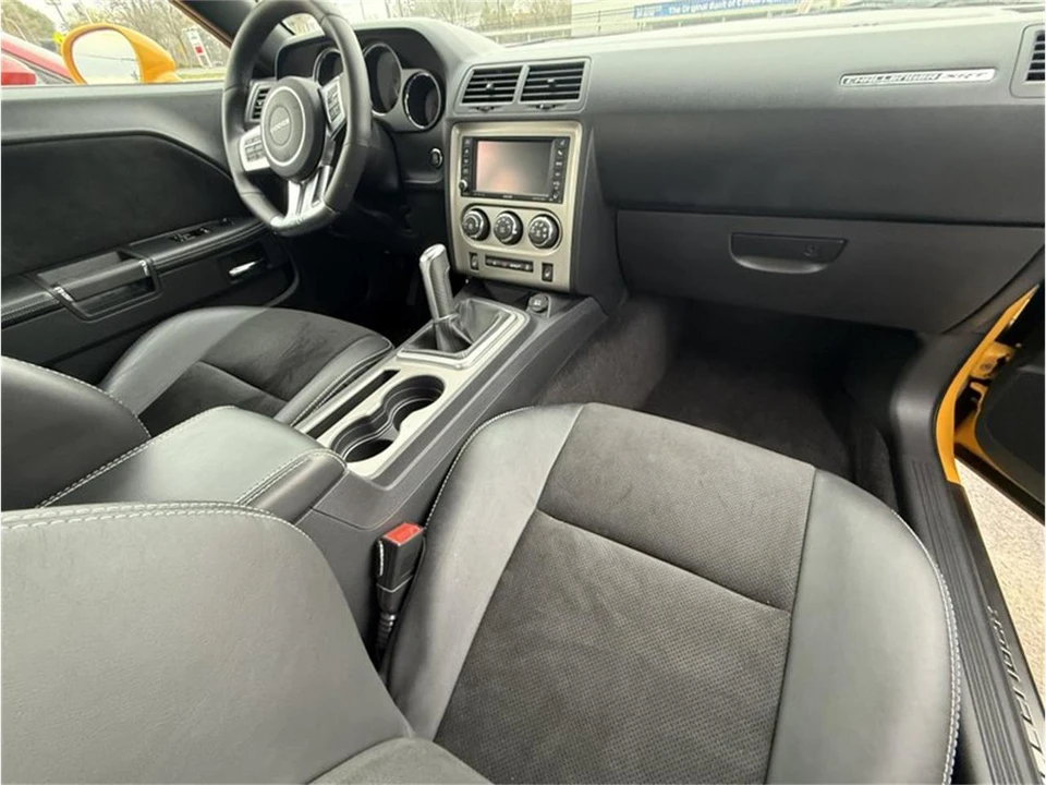 2012 Dodge Challenger 3rd Gen - Image 8 of 28